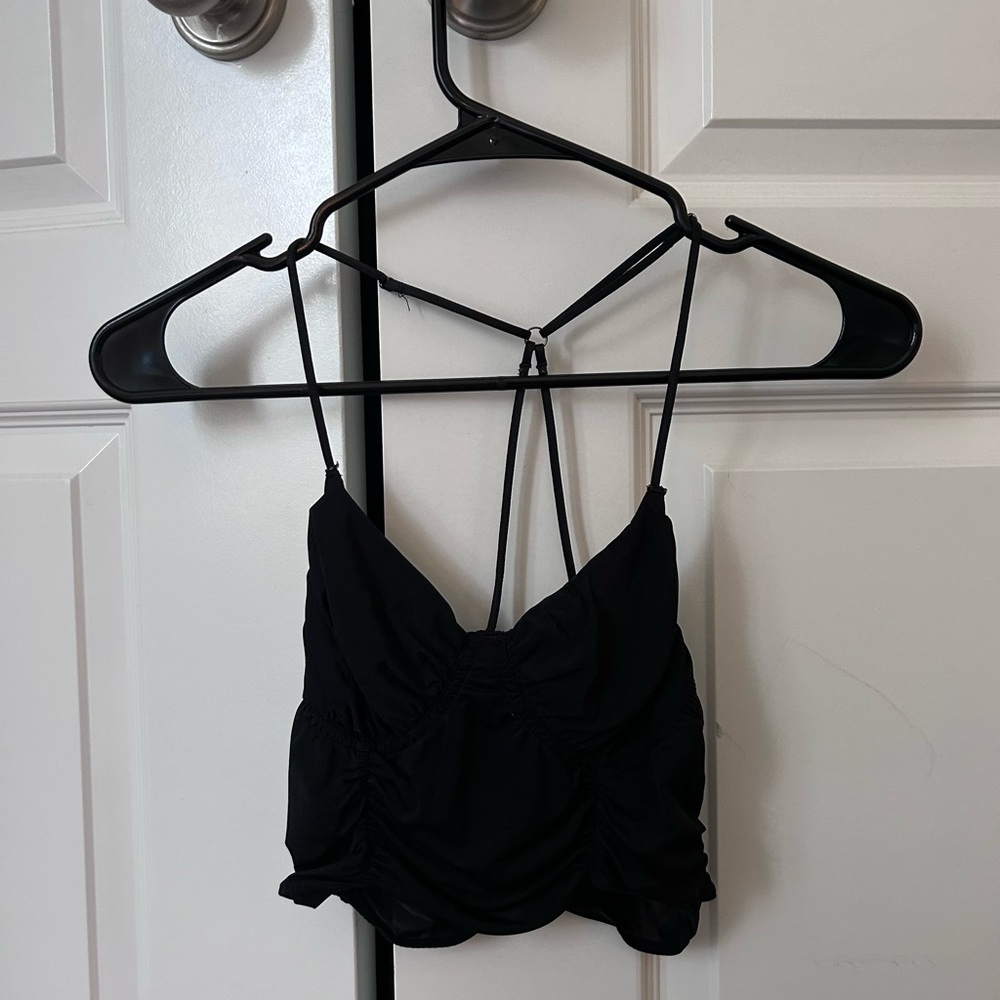 Black urban crop top